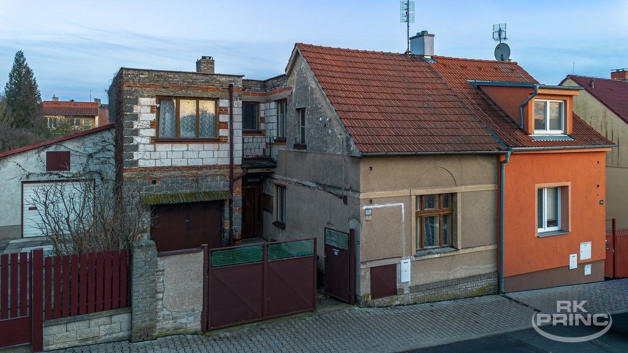 Prodej rodinný dům - Štefánikova, Unhošť, 220 m²