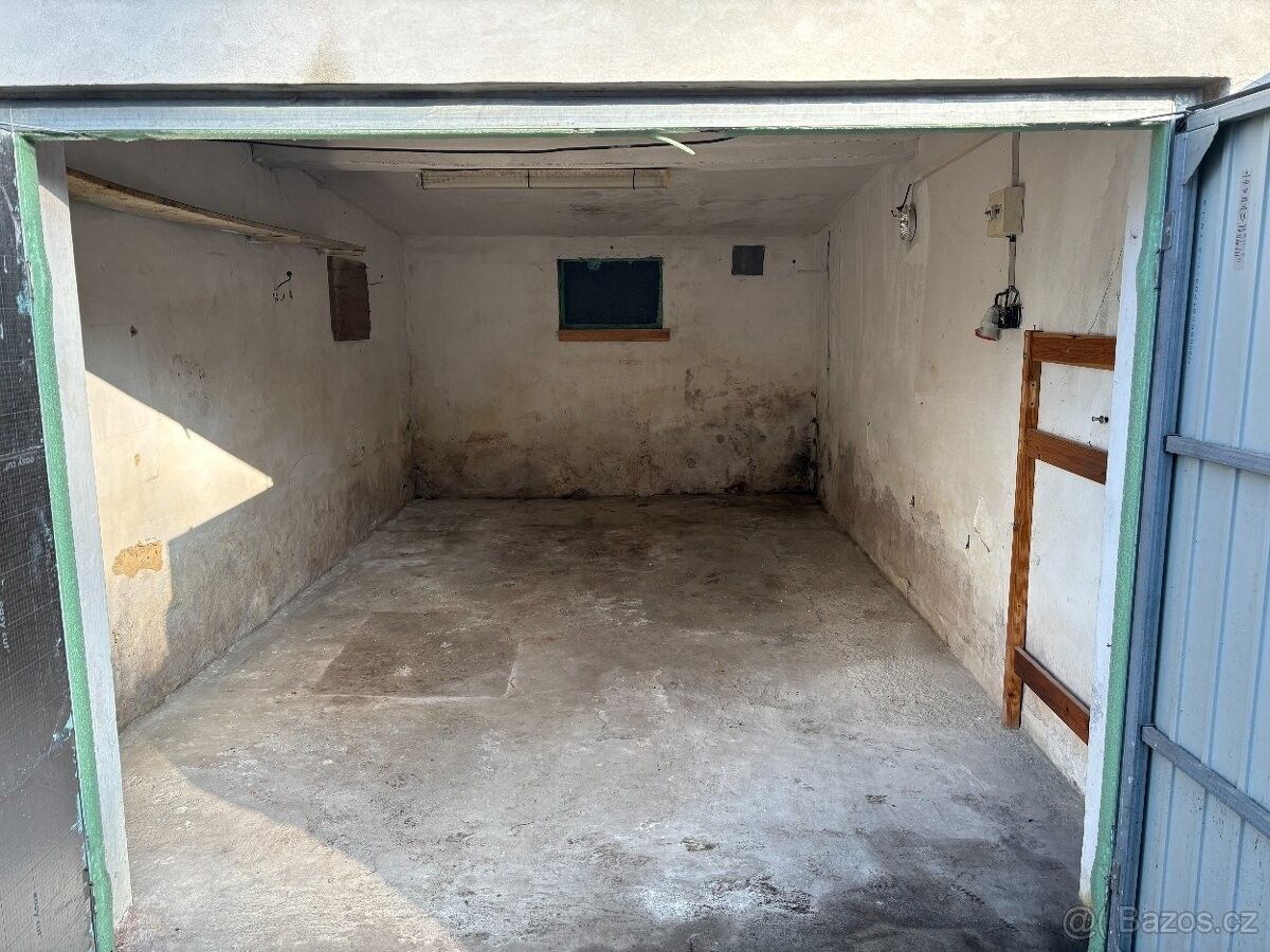 Garáže, Ludgeřovice, 747 14