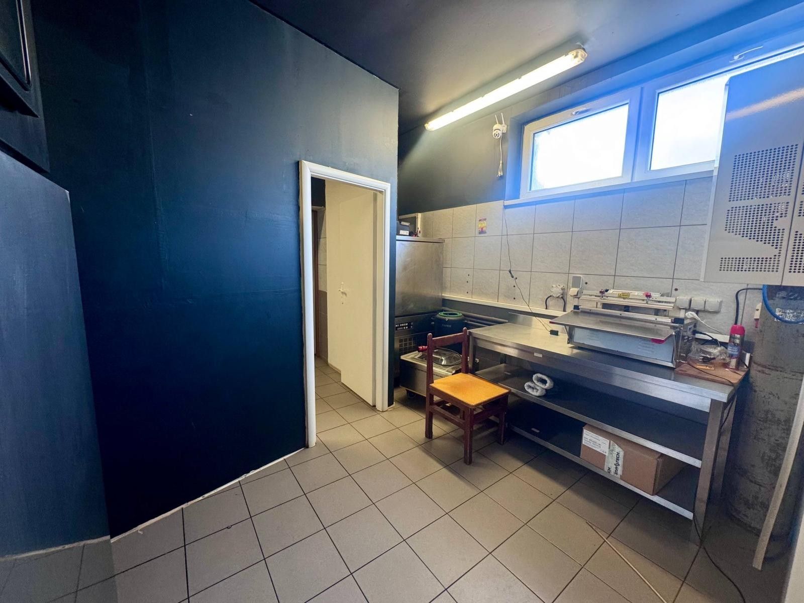 Pronájem výrobní prostory - V Plzeňské bráně, Beroun, 150 m² - 5