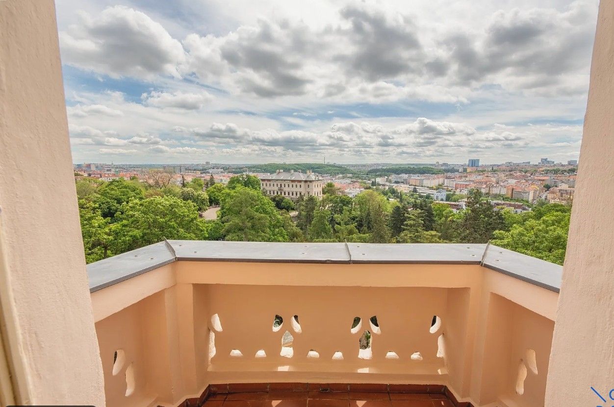 Byty, U Havlíčkových sadů, Praha - Vinohrady, 100 m² - 2