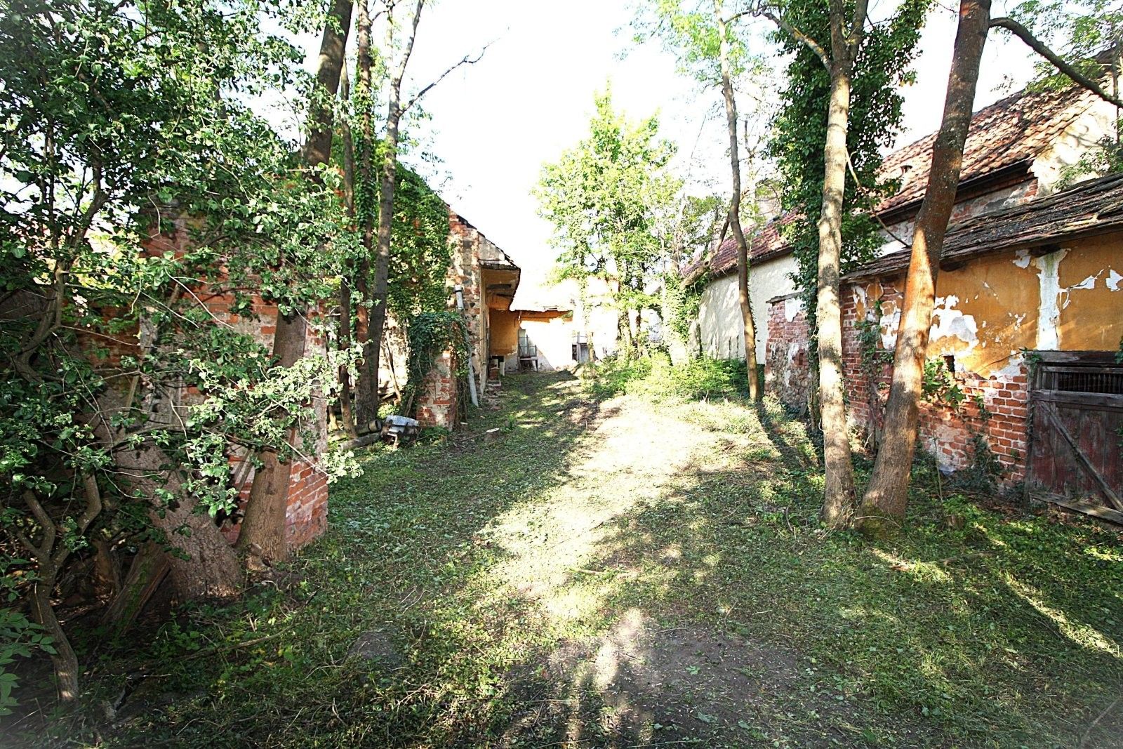 Pozemky pro bydlení, Obecní, Svinaře, 2 338 m² - 2