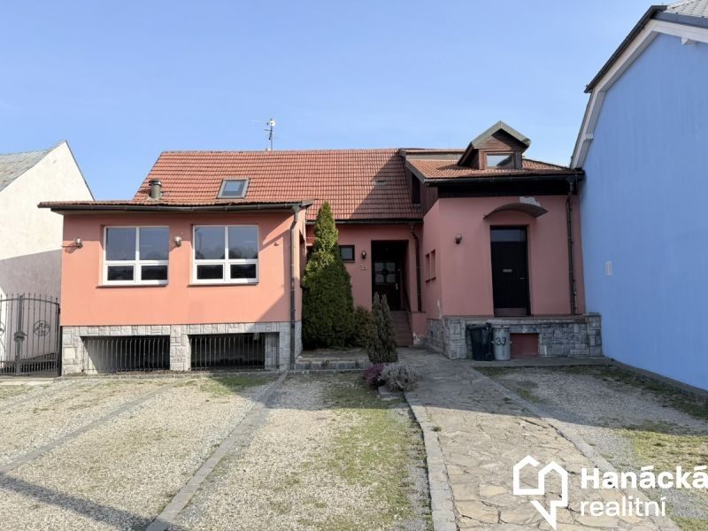 Restaurace, Přerovská  , Bystřice pod Hostýnem, 390 m²