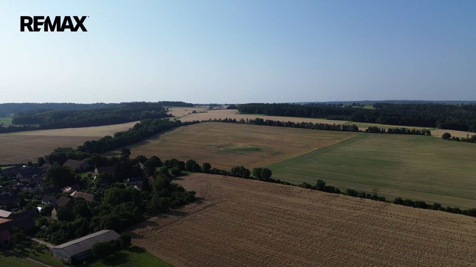 Zemědělský pozemek · 124 227 m² · Suchdol - 4