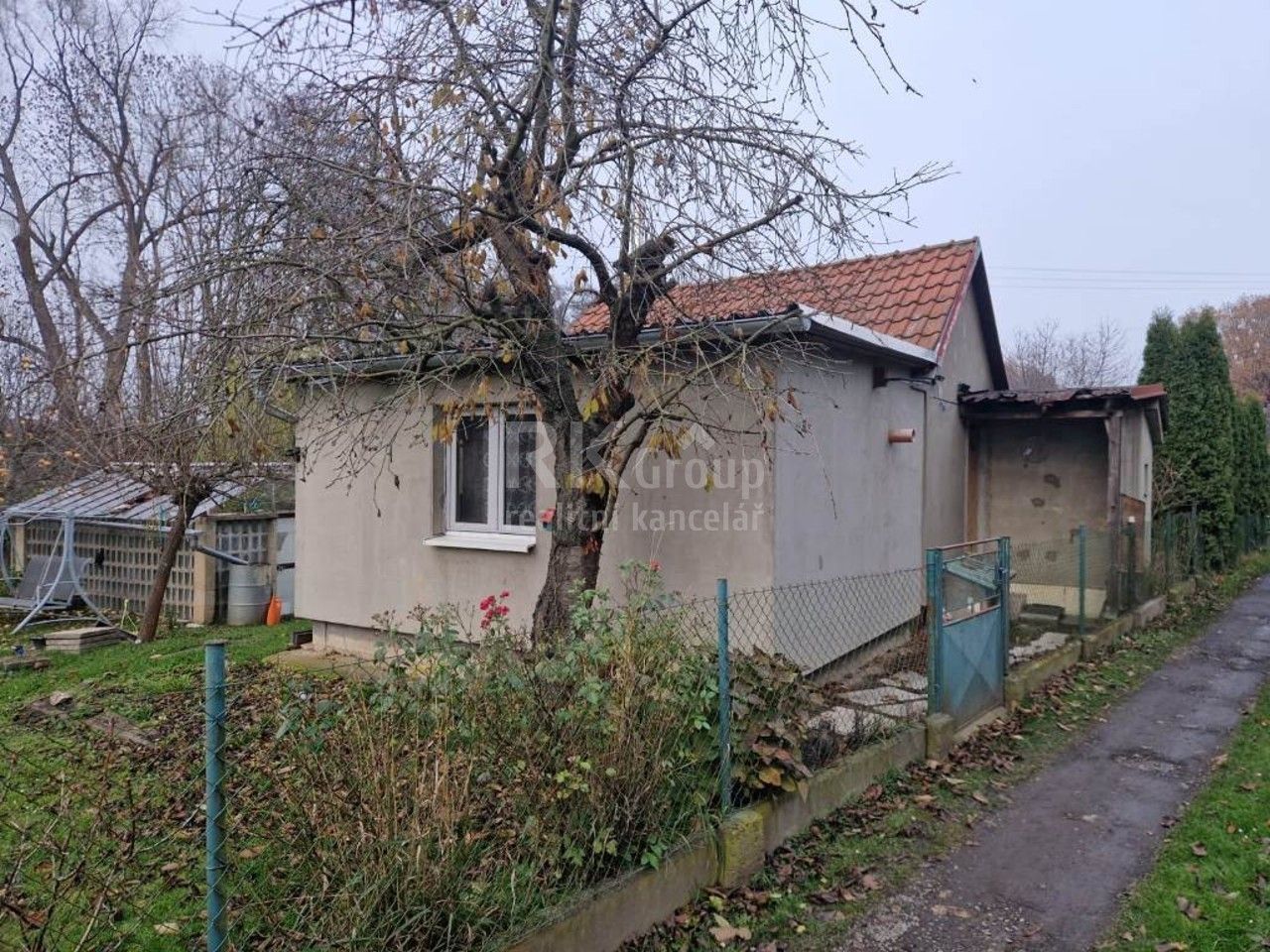 Chaty, Slaný, 48 m²