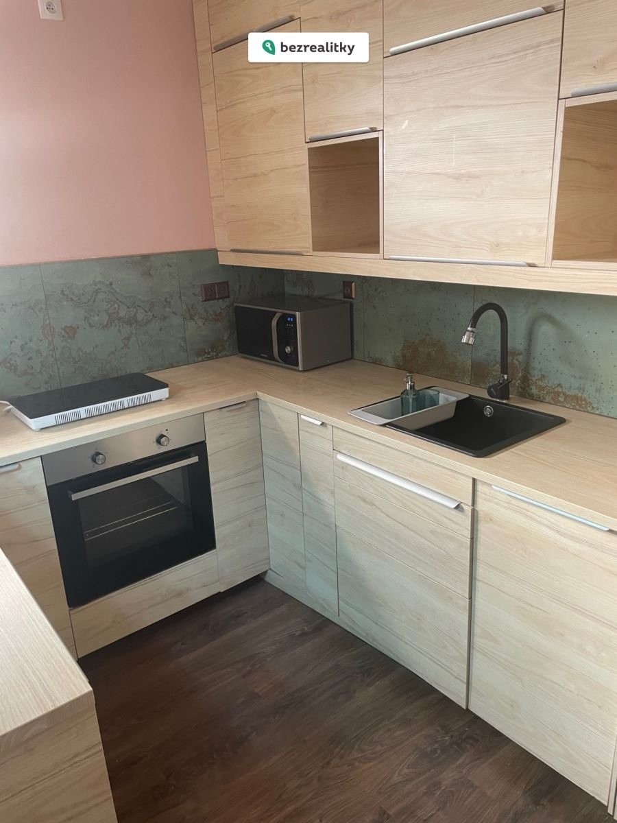 Prodej byt 2+kk - Chvalovka 1072, Brno Žebětín, 47 m² - 5