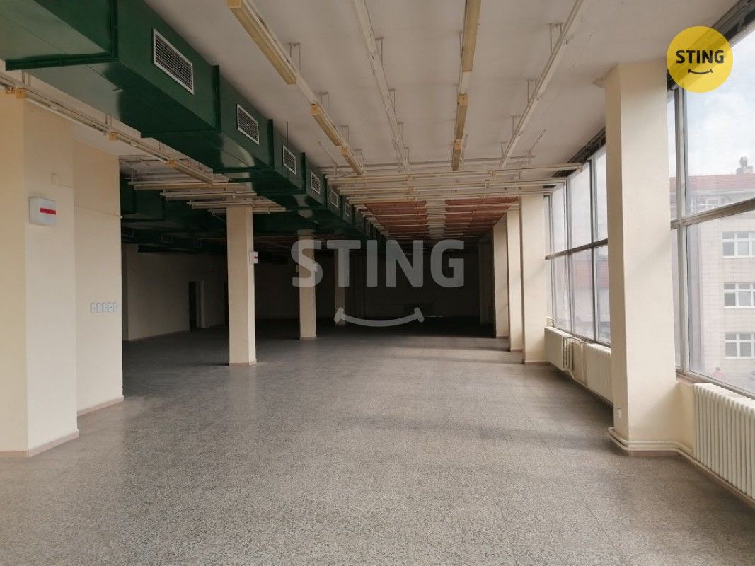 Obchodní prostory · 845 m² · Plumlovská  , Prostějov - 3