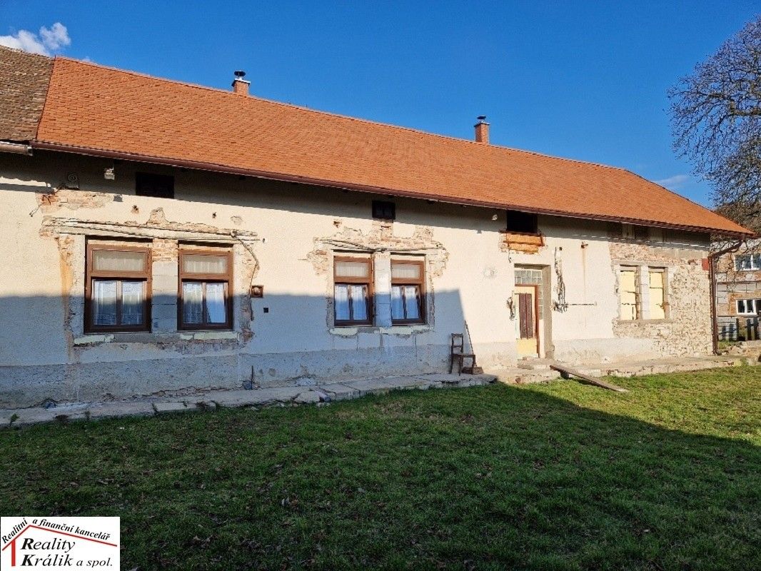 Prodej dům - Čáslav, 286 01, 1 402 m²