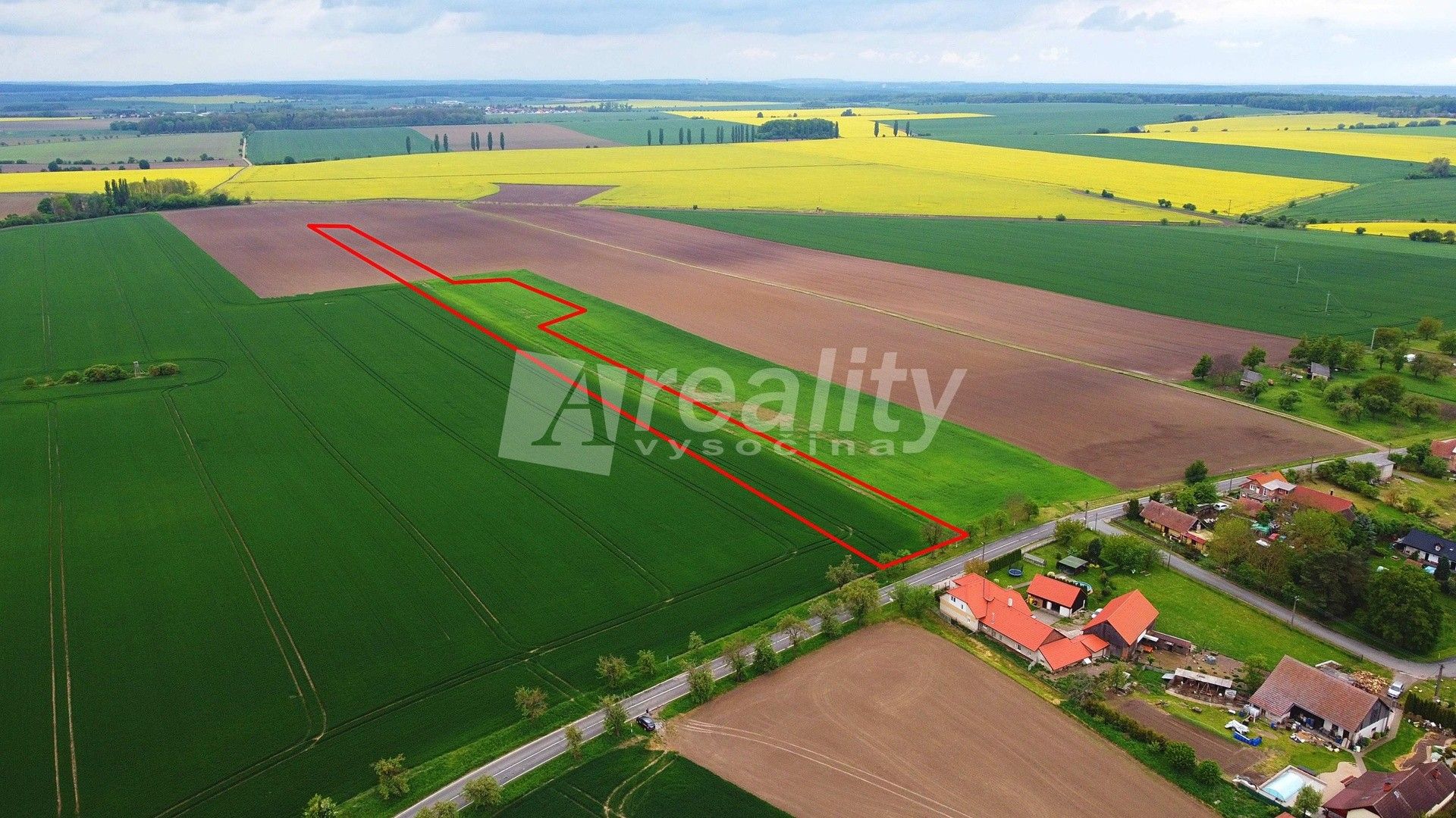 Prodej zemědělský pozemek - Vinary, 31 385 m²