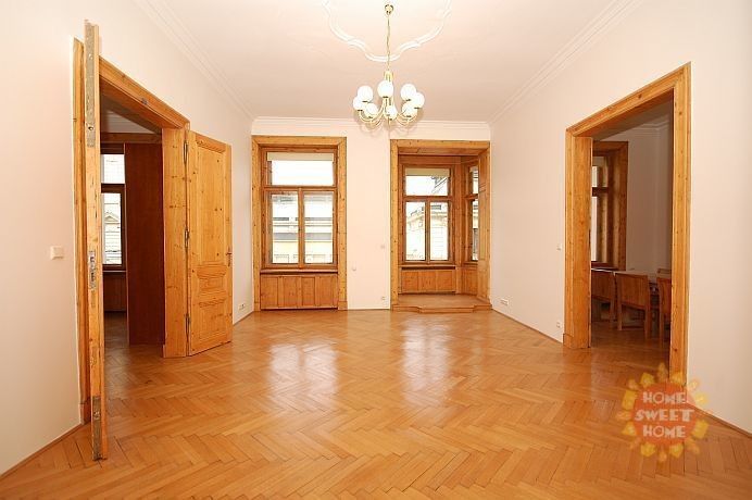 Pronájem byt 5+1 - Ibsenova, Praha, 172 m²