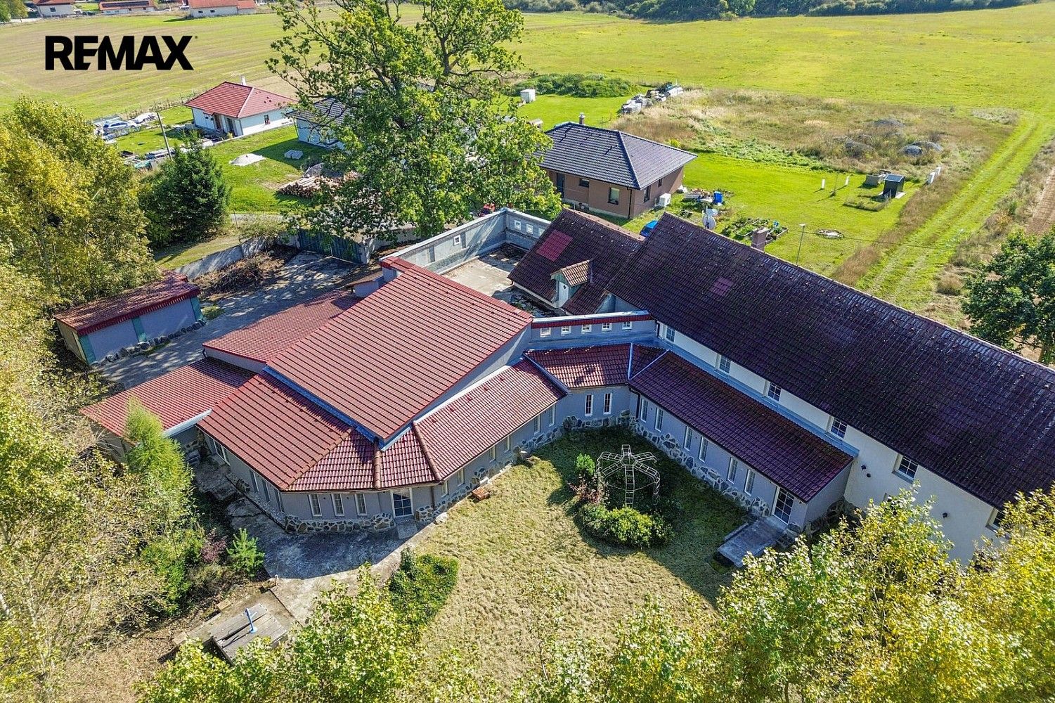 Rodinné domy, Všeruby - Klenovice, okres Plzeň-sever, Plzeňský kraj, 952 m² - 1