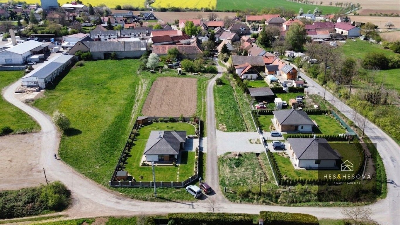 Pozemek pro bydlení, 805 m²