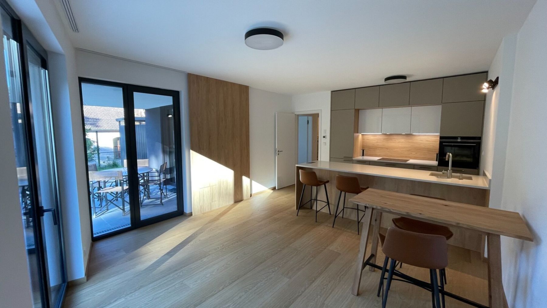 Pronájem byt 2+kk - U Sluncové, Praha - Karlín, 58 m² - 5