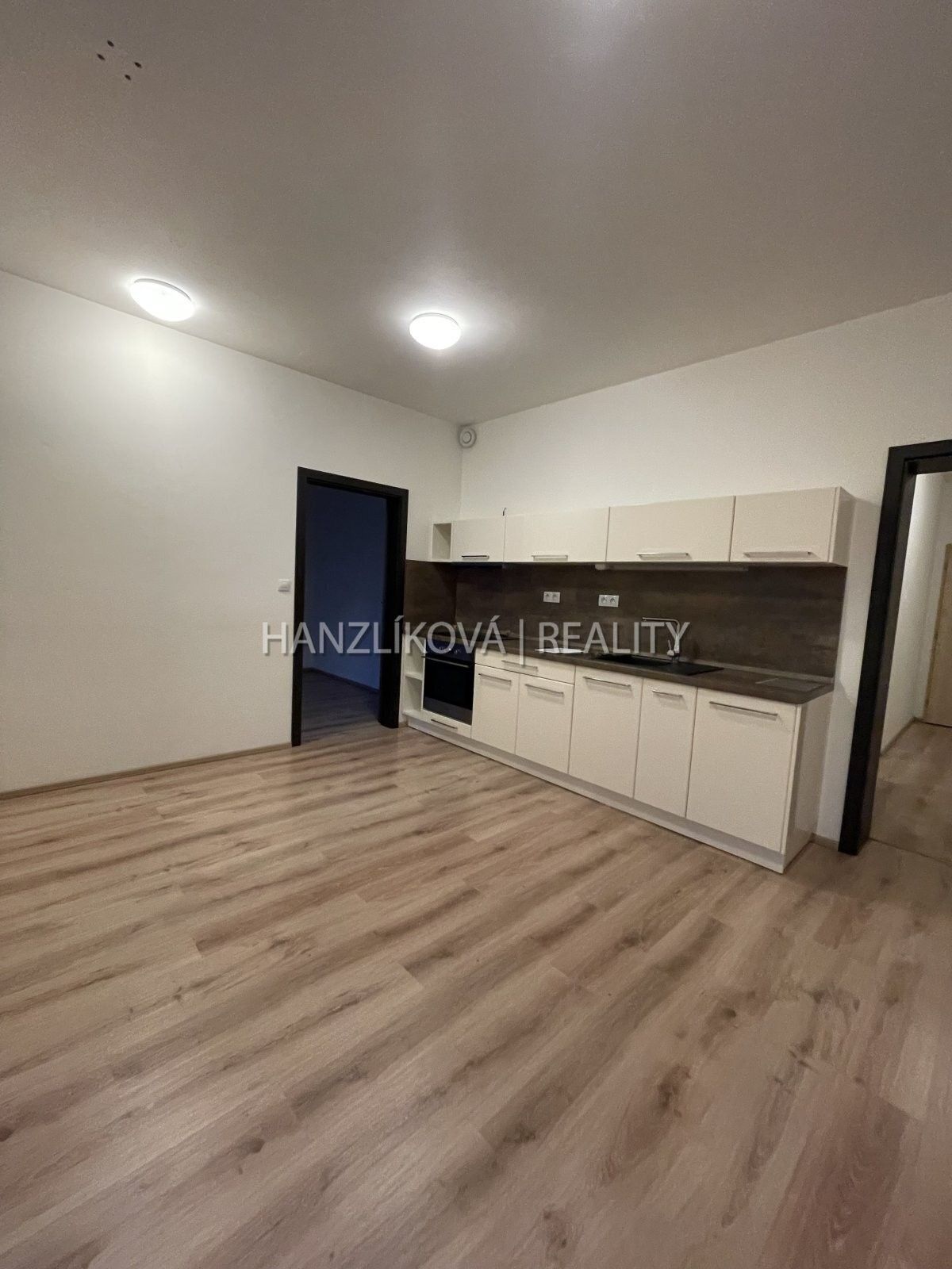 Pronájem byt 2+kk - Volejbalistů 1793, České Budějovice, 46 m²