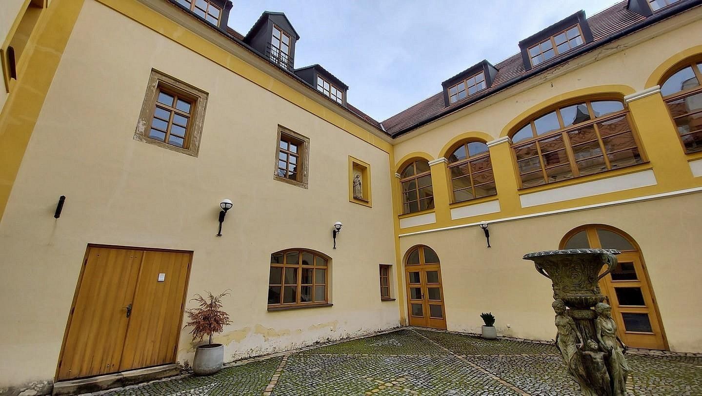 Rodinné domy, U Tvrze, Třebotov, okres Praha-západ, 2 500 m² - 2