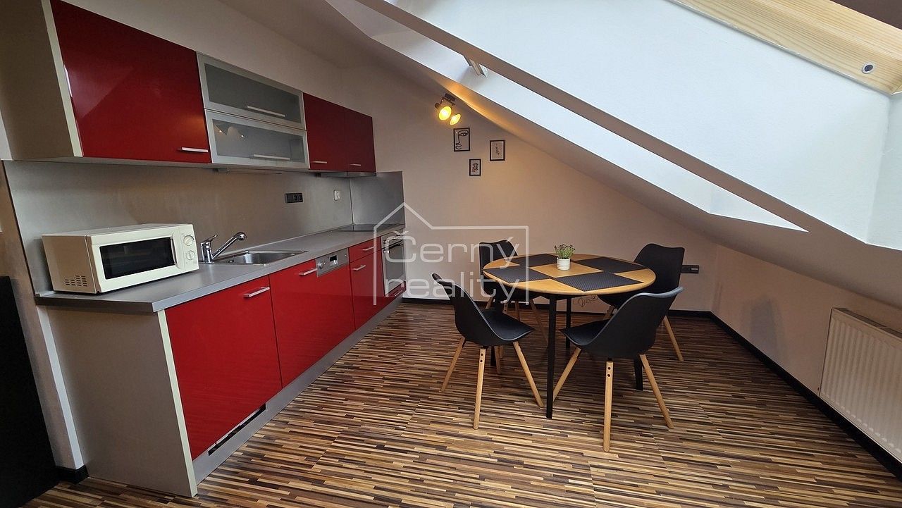 Byt 1+kk · 50 m² · Jičín - Holínské Předměstí, Královéhradecký kraj - 2