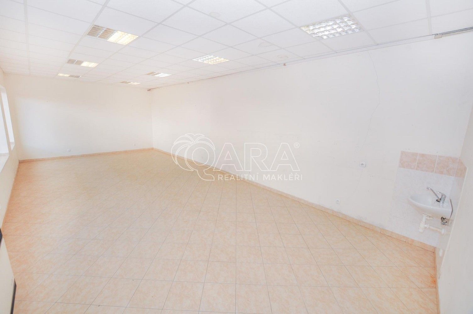 Obchodní prostory · 45 m² · Benešov, Středočeský kraj - 4
