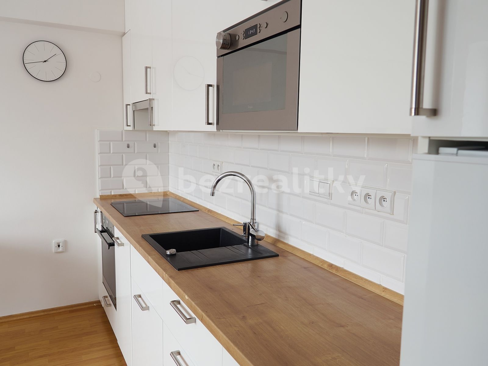 Byt 2+kk · 40 m² · Luštěnická, Praha - Kbely - 3