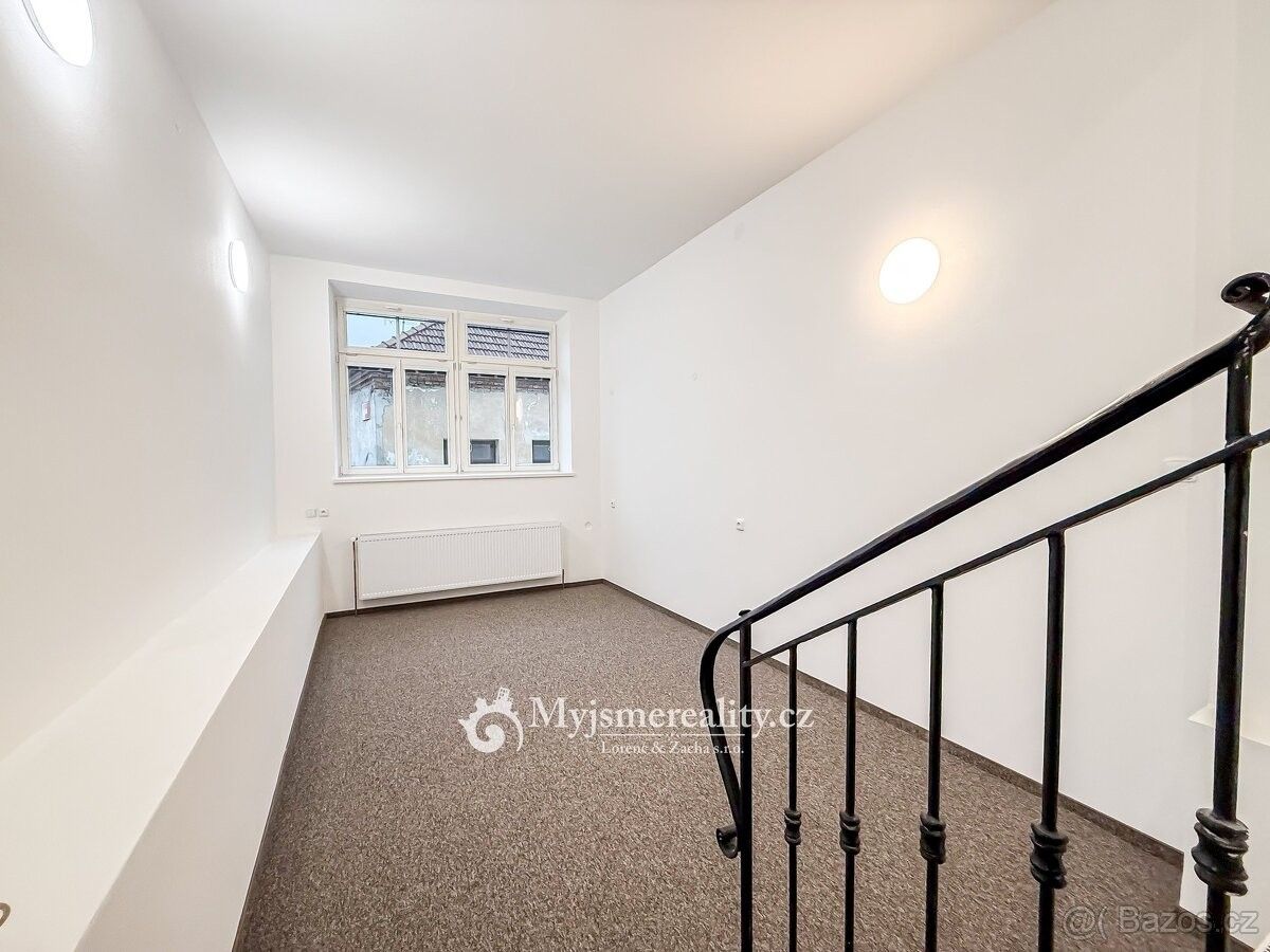 Prodej byt - Znojmo, 669 02