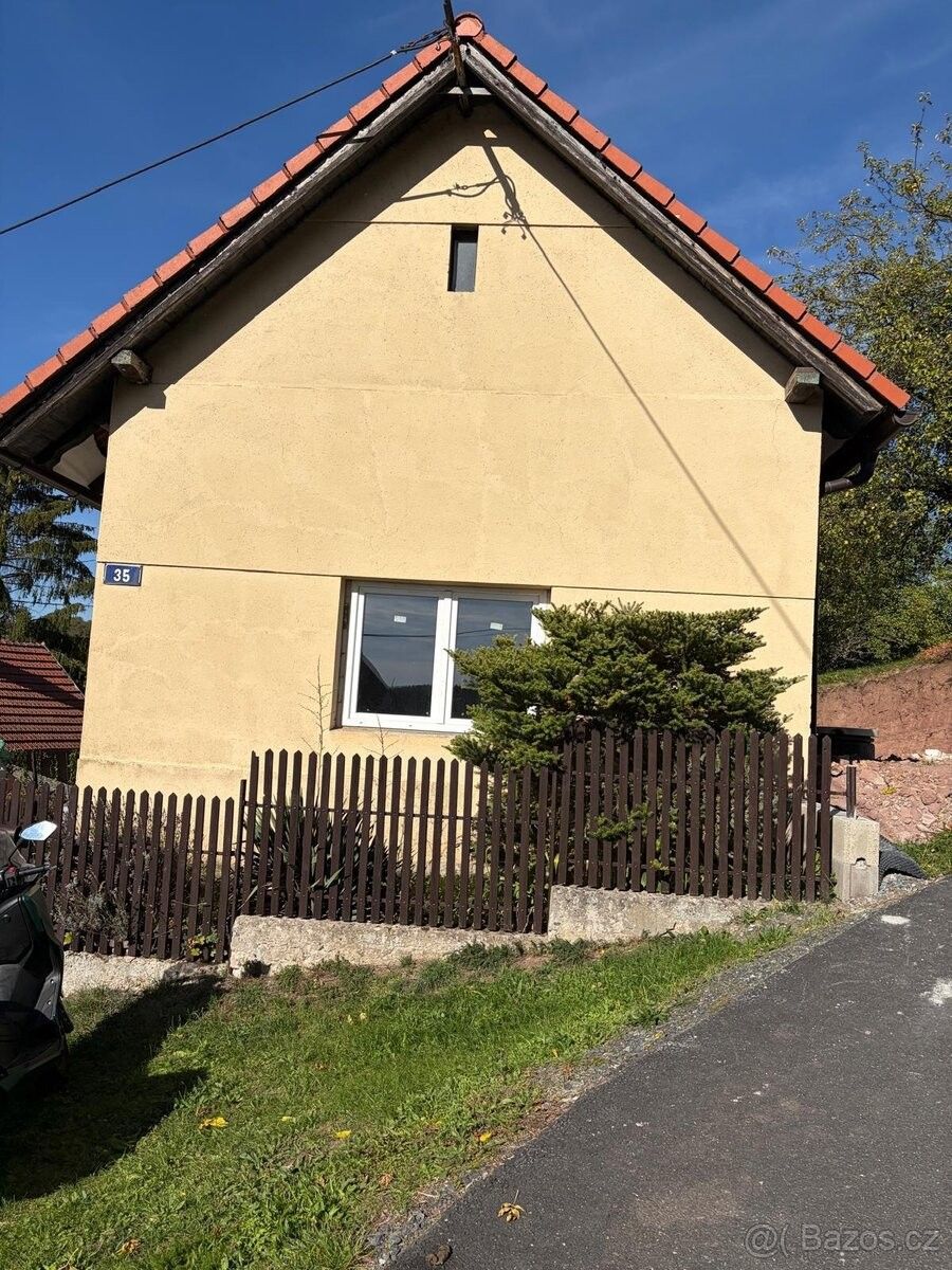 Rodinné domy, Kostelec nad Černými Lesy, 281 63 - 1