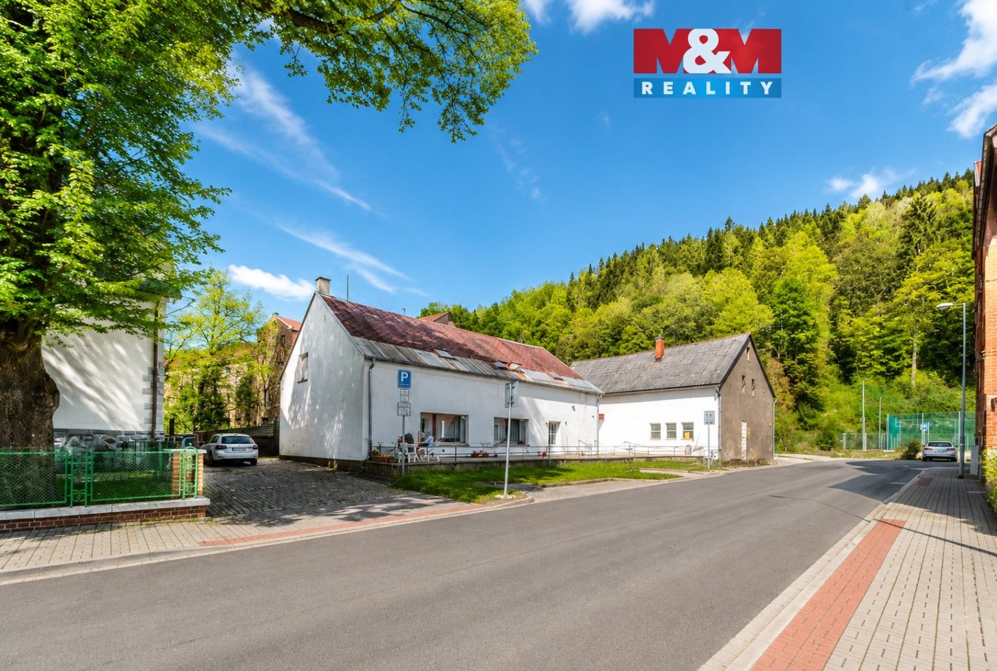Rodinné domy, Dukelská, Kraslice, 650 m² - 1
