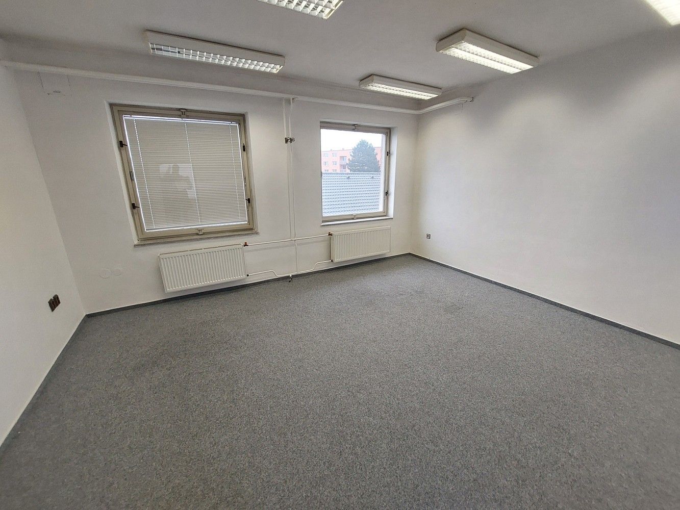 Kanceláře, Třebíč, 20 m² - 1