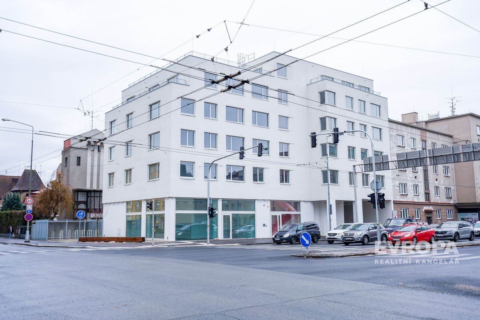 Pronájem byt 4+1 - Gočárova třída, Pražské Předměstí, Hradec Králové, Česko, 67 m²