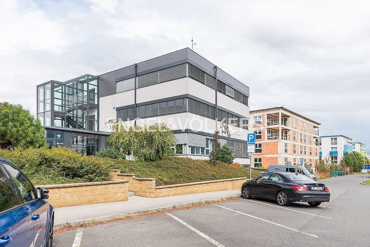 Obchodní prostory, Jesenice, okres Praha-západ, Středočeský kraj, 260 m²