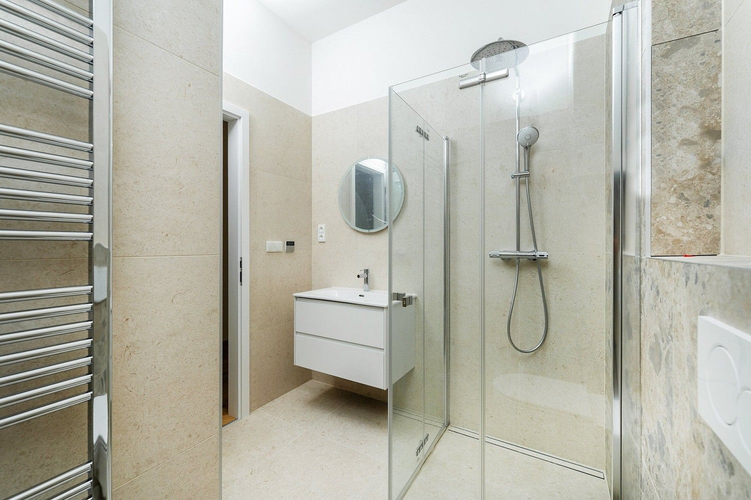 Prodej byt 1+1 - Bělehradská, Praha 2 - Vinohrady, 41 m² - 2