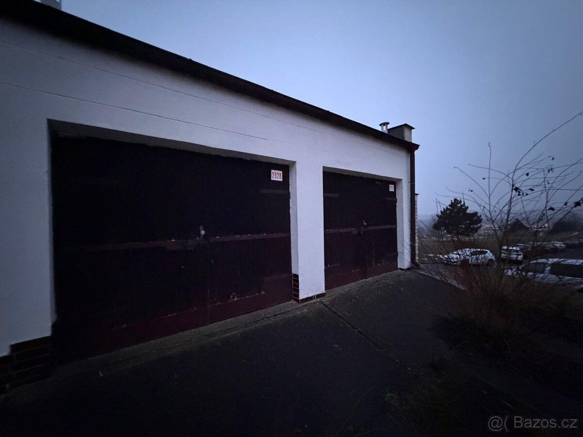 Garáže, Most, 434 01