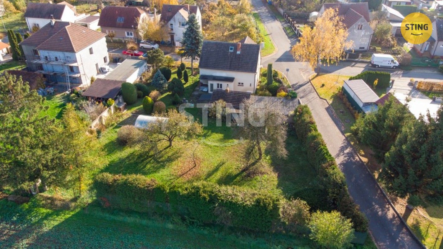 Prodej rodinný dům - Nerudova, Dolní Beřkovice, 200 m²