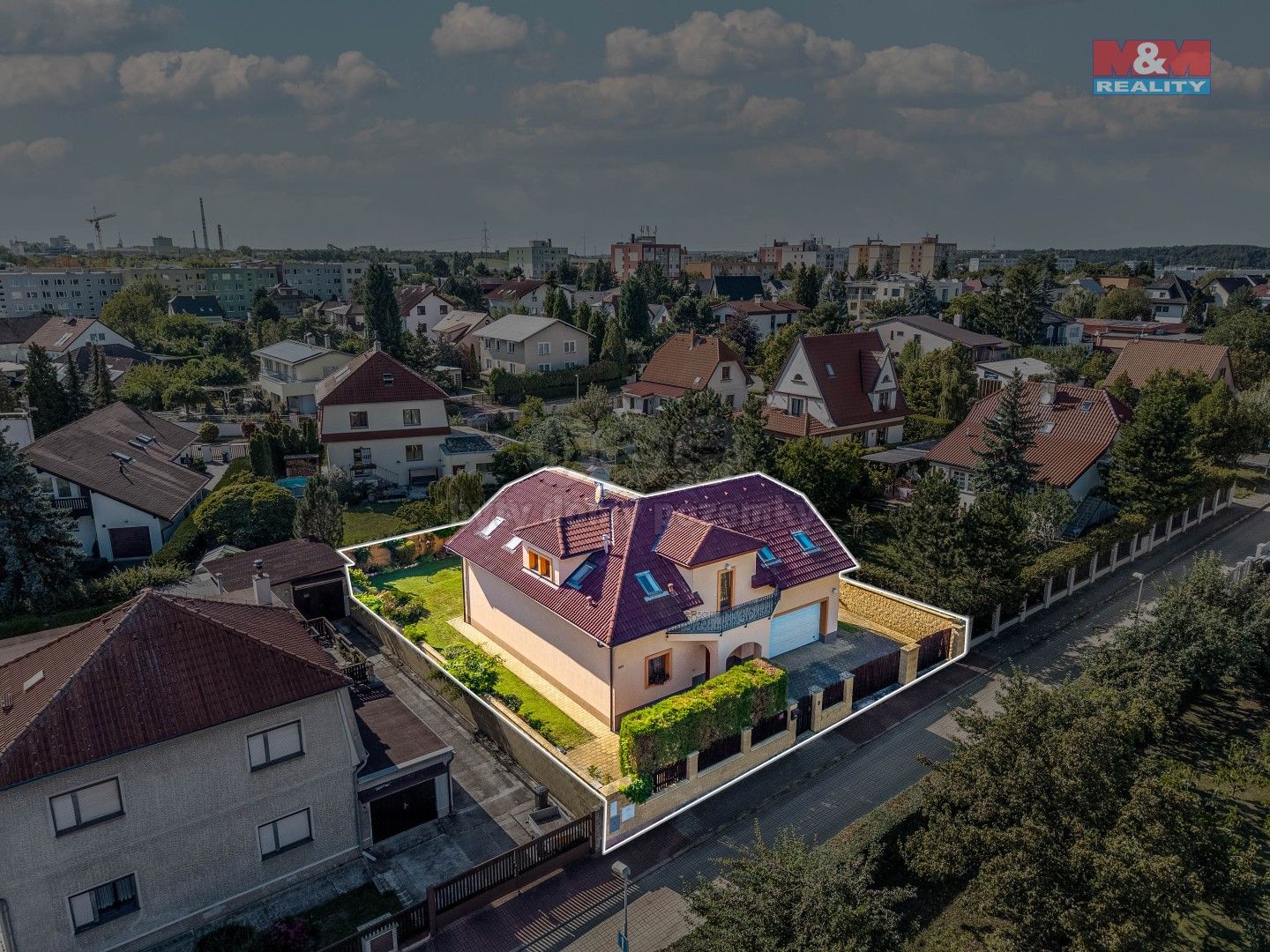 Prodej rodinný dům - Kamencová, Praha, 269 m²