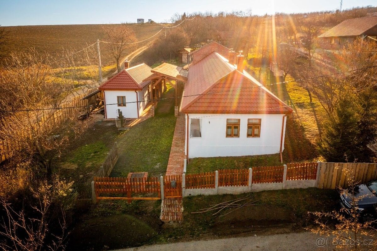 Ostatní, Zahraničí, 987 66, 77 m²