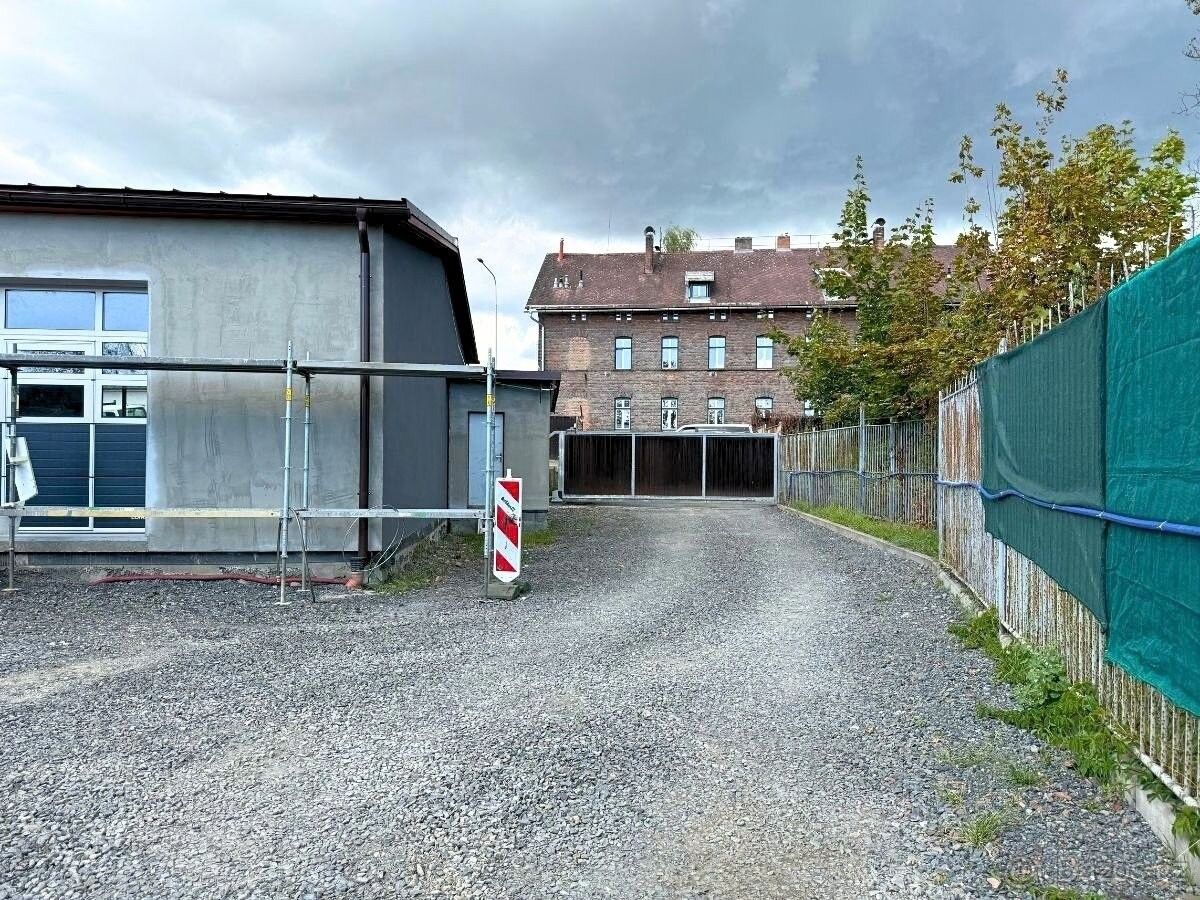 Sklad · Ostrava, 721 00 - 3