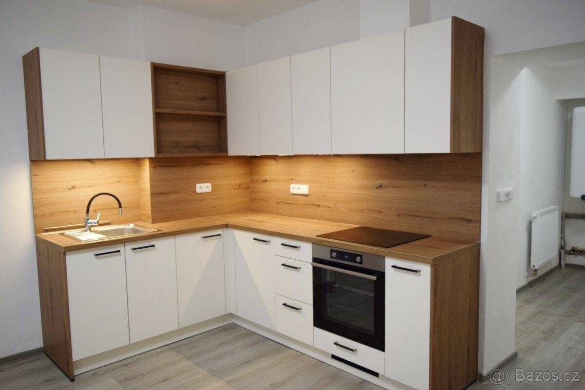 Byty, Dvůr Králové nad Labem, 544 01