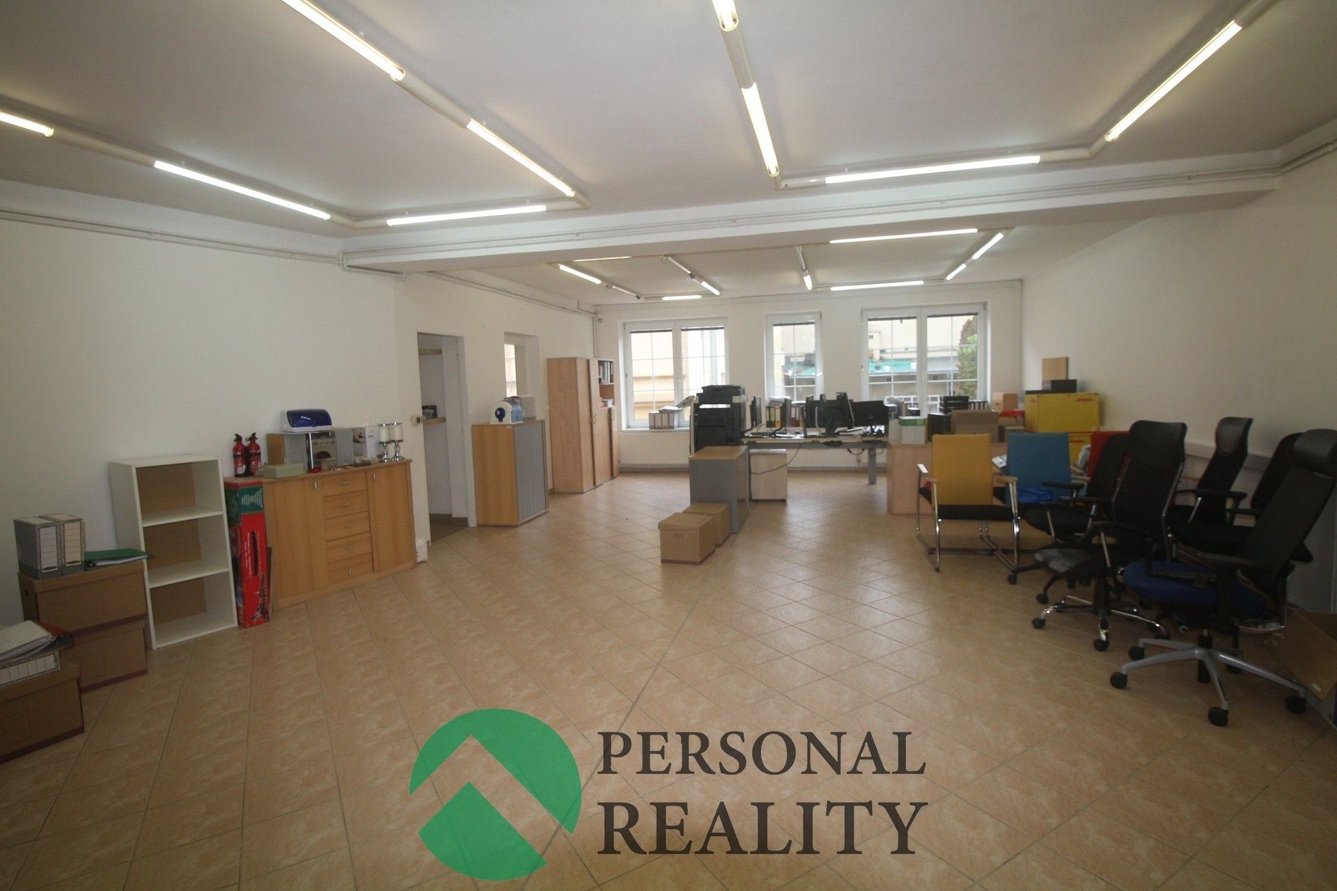 Pronájem kancelář - O. Peška, Kladno, 100 m²