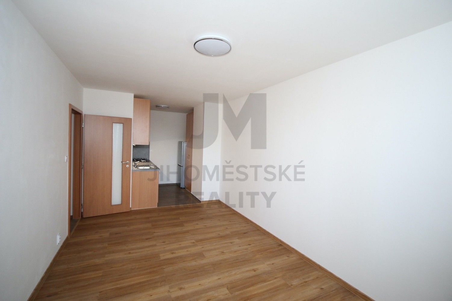 Byt 2+kk · 42 m² · Praha - Háje, okres Praha 11, Hlavní město Praha - 4