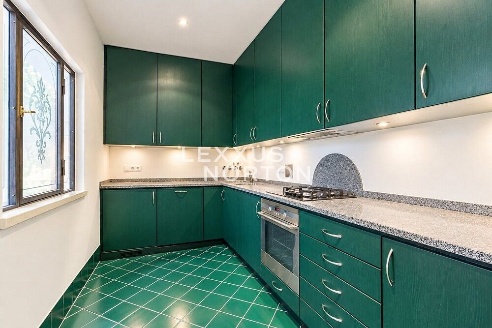 3+1, Praha - Smíchov, okres Praha 5, Hlavní město Praha, 94 m² - 2
