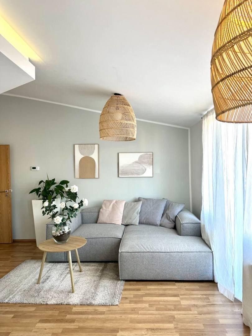 3+kk, Tusarova, Praha, 76 m²