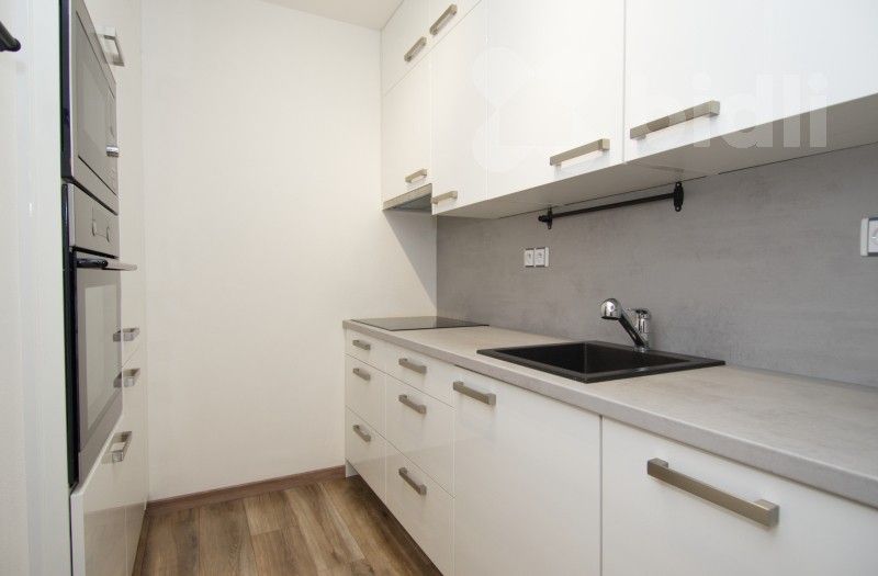2+kk, Šípková, Praha, 46 m²