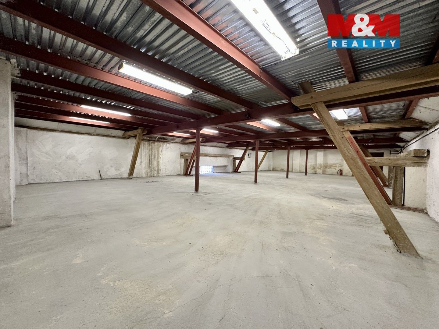 Sklad · 190 m² · Trněný Újezd, Zákolany - 3