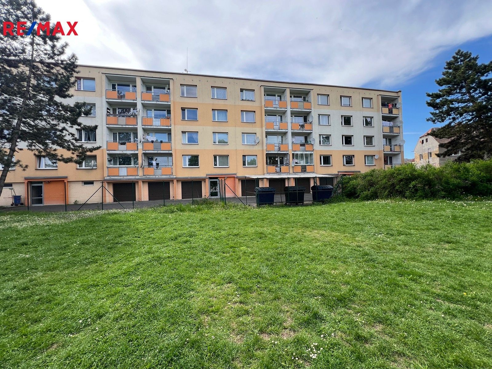 2+1, Školní náměstí, Hostomice, 63 m²