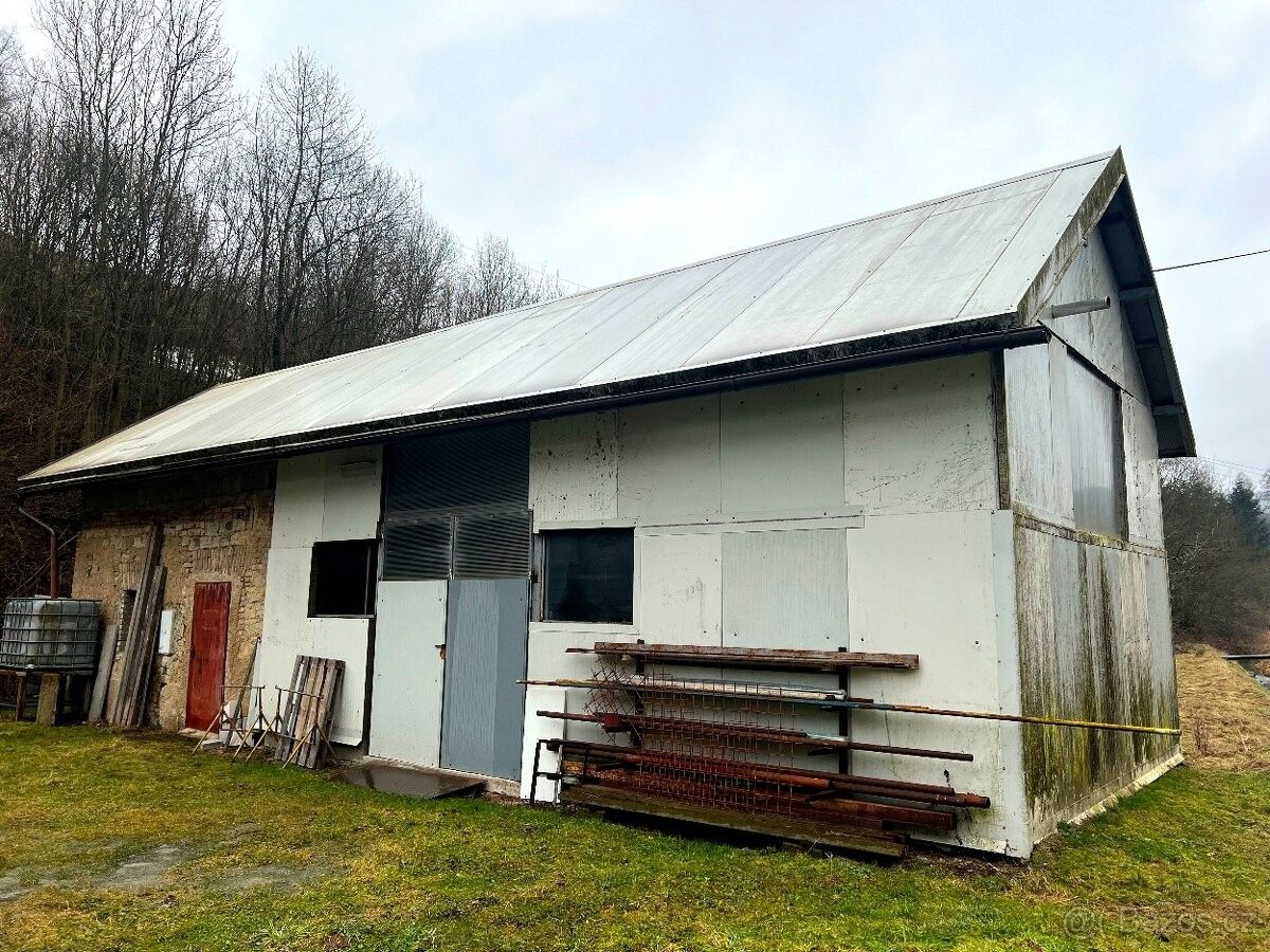 Sklady, Řetová, 561 41