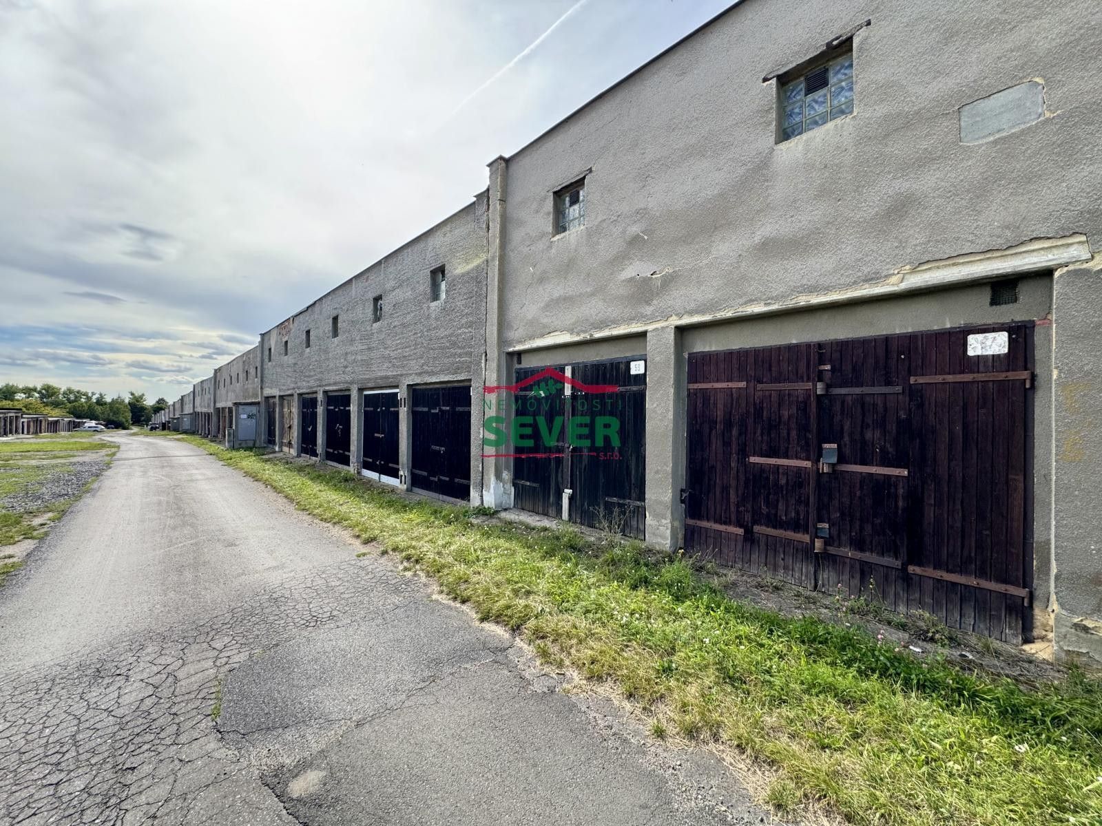 Prodej garáž - Most, 24 m²