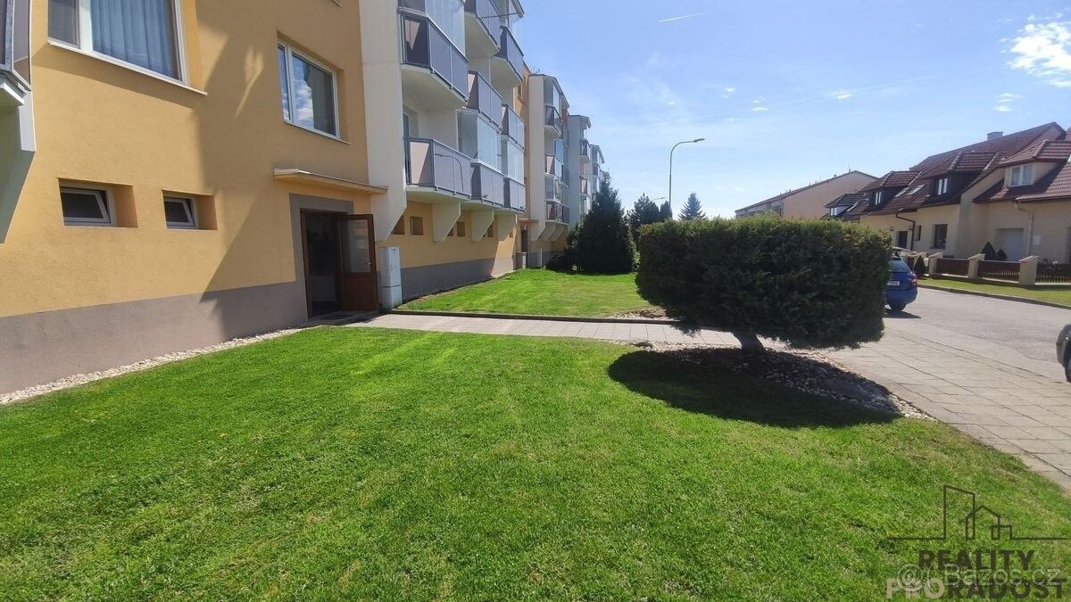 Byty, Křižanov, 594 51