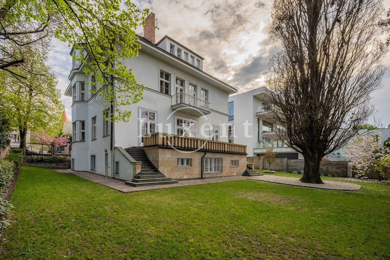 Rodinný dům · 726 m² · Praha - Bubeneč, okres Praha 6, Hlavní město Praha - 3