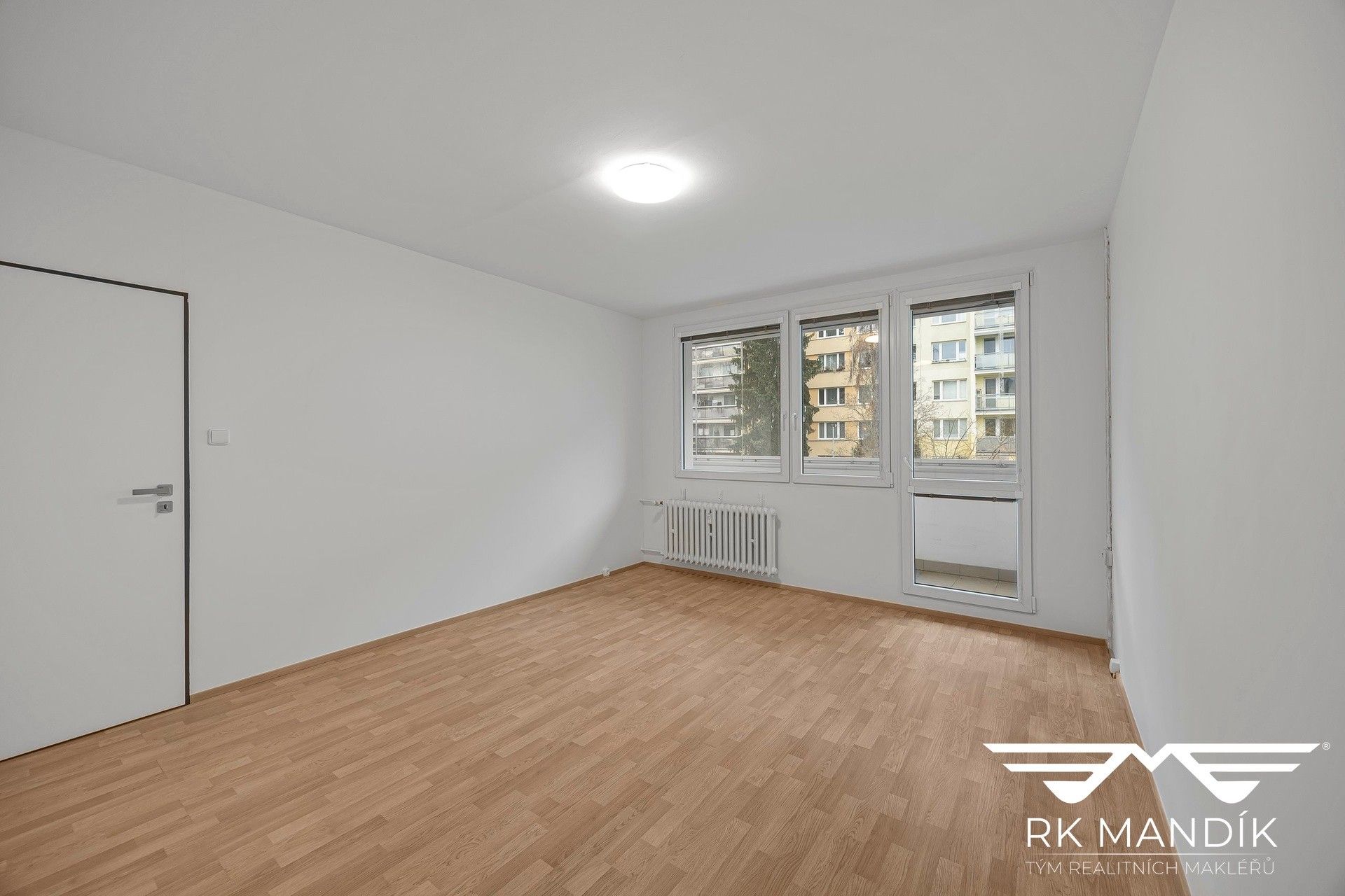 Pronájem byt 3+1 - Cvikovská, Praha, 53 m²