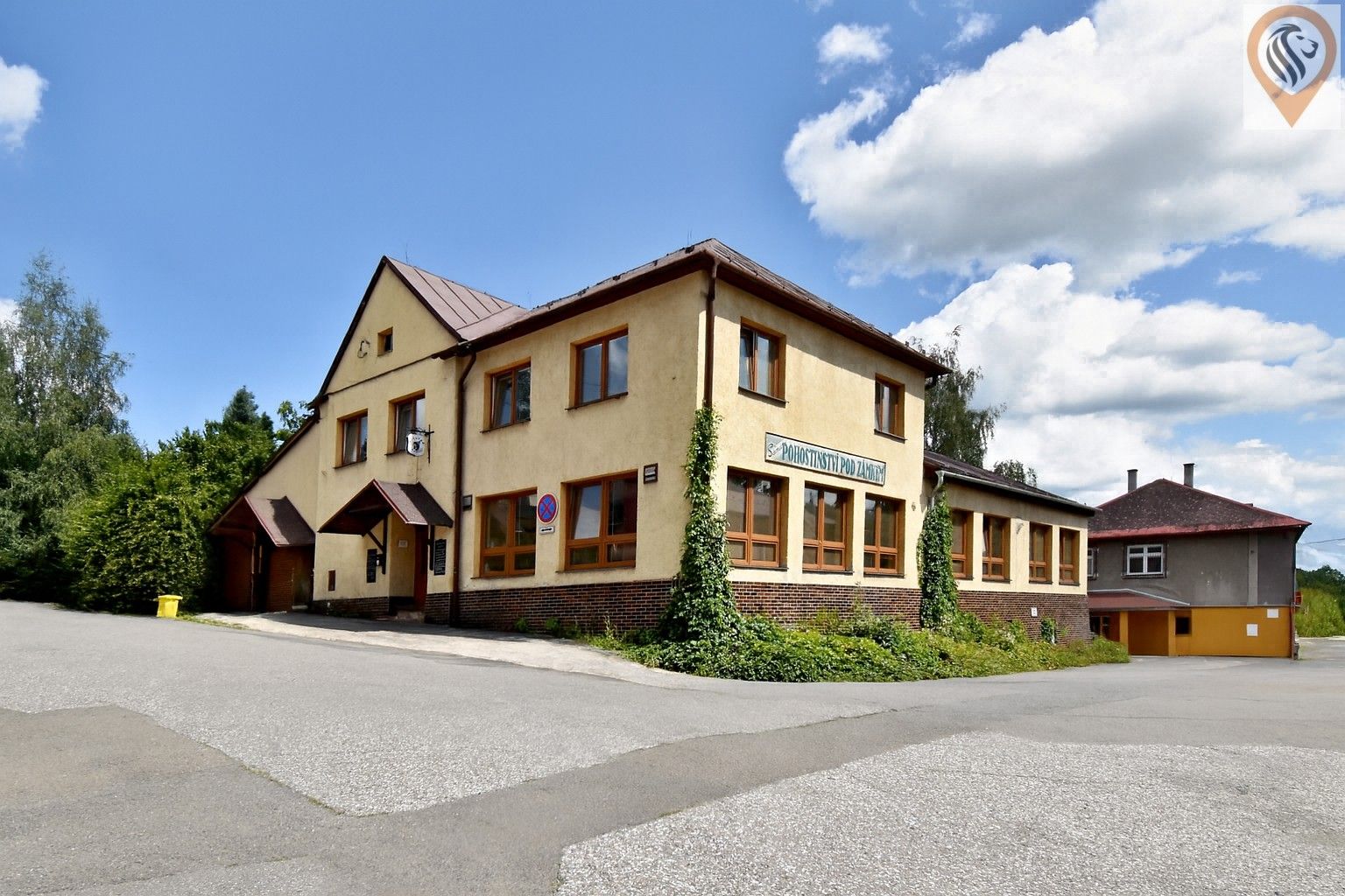 Restaurace, Obecní, Šenov, 533 m²