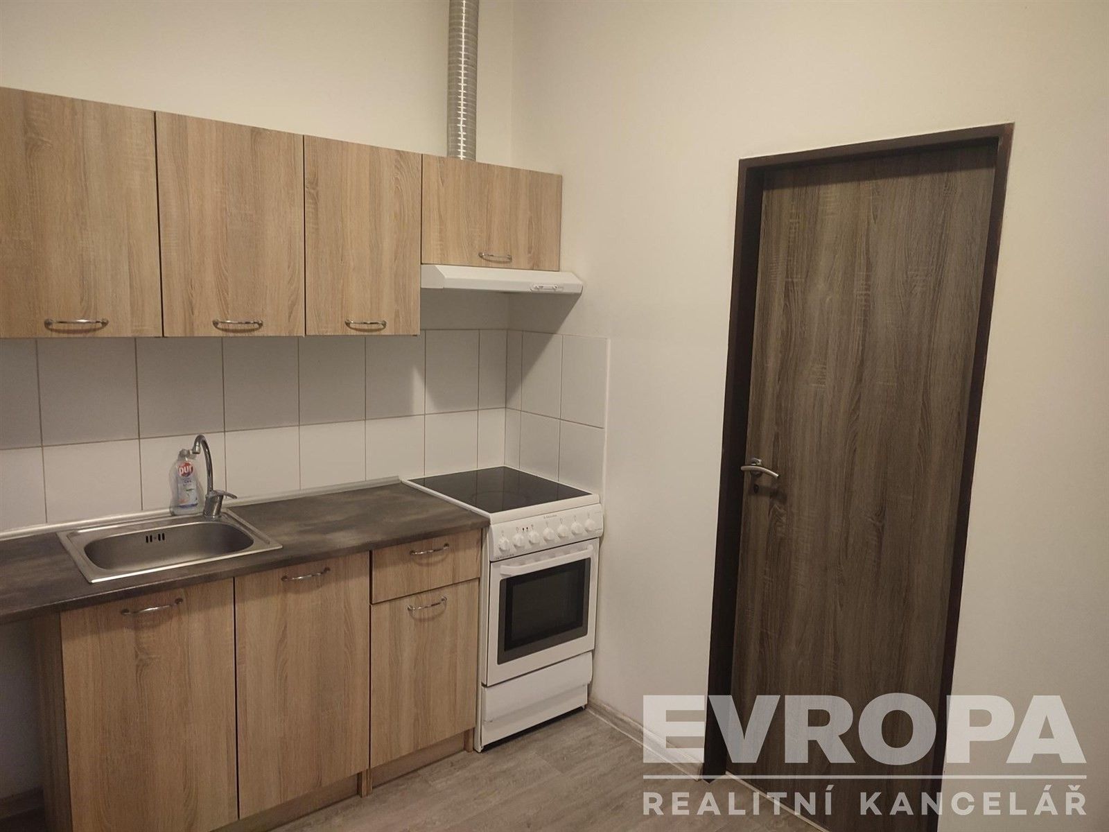 Pronájem byt 1+1 - Vrchlického 380, Libochovice, 45 m²