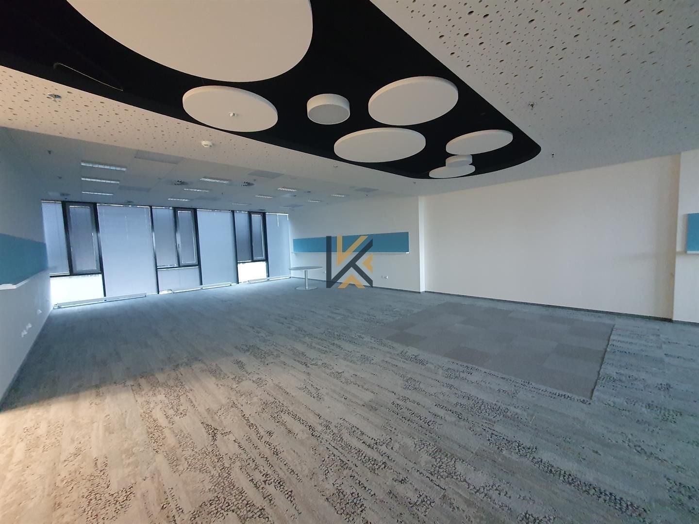 Pronájem kancelář - Jihlavská, Praha, 345 m²