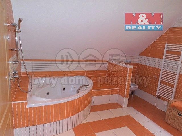 Rodinné domy, Teplice, Ústecký kraj, 220 m² - 2